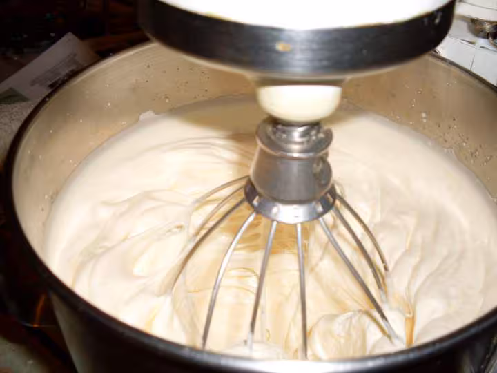 Pate a genoise prete a cuire