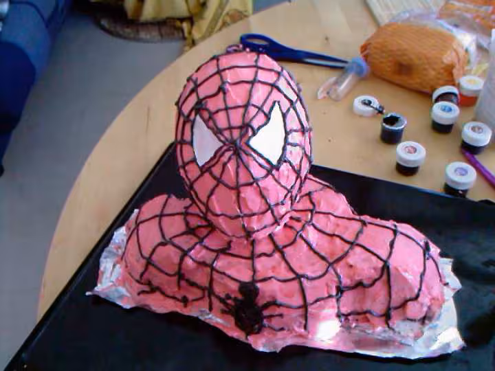 Gateau d anniversaire spiderman