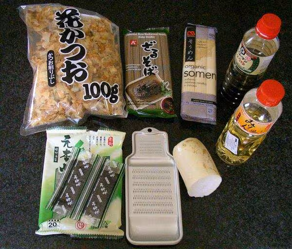 Ingredients pour zaru soba
