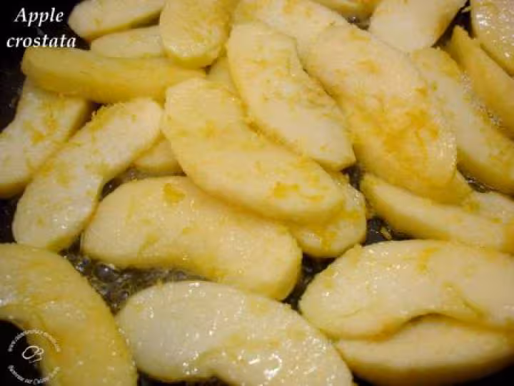 Apple crostata