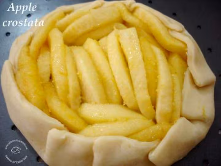 Apple crostata