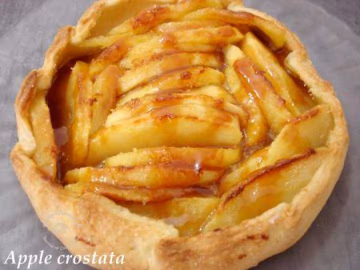 Apple crostata