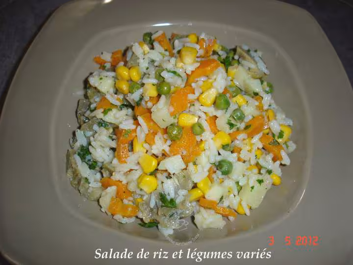 Salade de riz et legumes varies