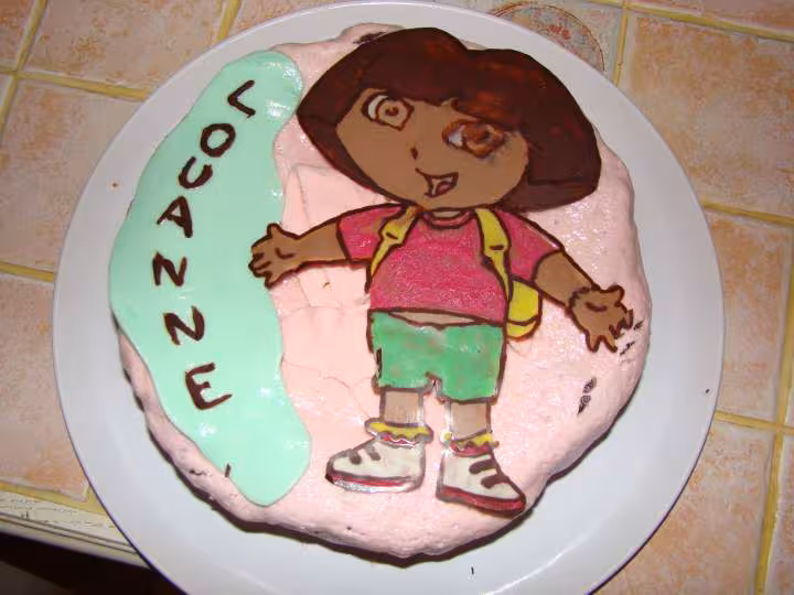 Dora avec son oeil fondu