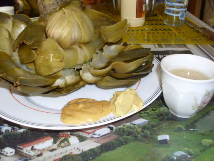 Artichauts a la vinaigrette