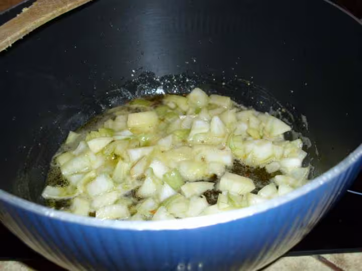Boeuf au pot au feu a la sauce tomate et cornichons 3