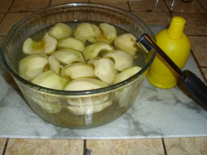 Boudins noirs et pommes en feuillete
