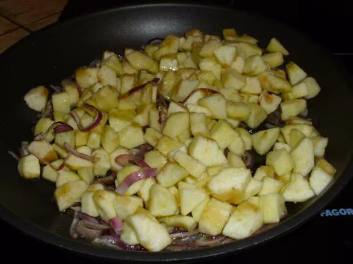 Boudins noirs et pommes en feuillete