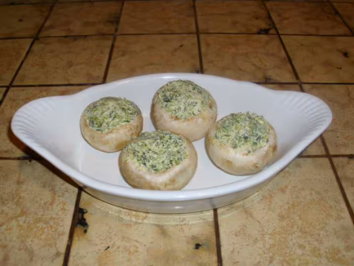 Champignons farcis au beurre d escargots