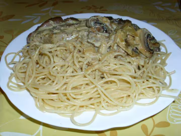 Cotes de porc sauce au curry et champignons frais 10