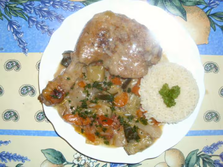 Cuisses de canard et sa fondue de legumes