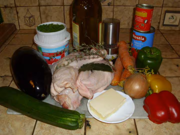 Cuisses de poulet aux legumes