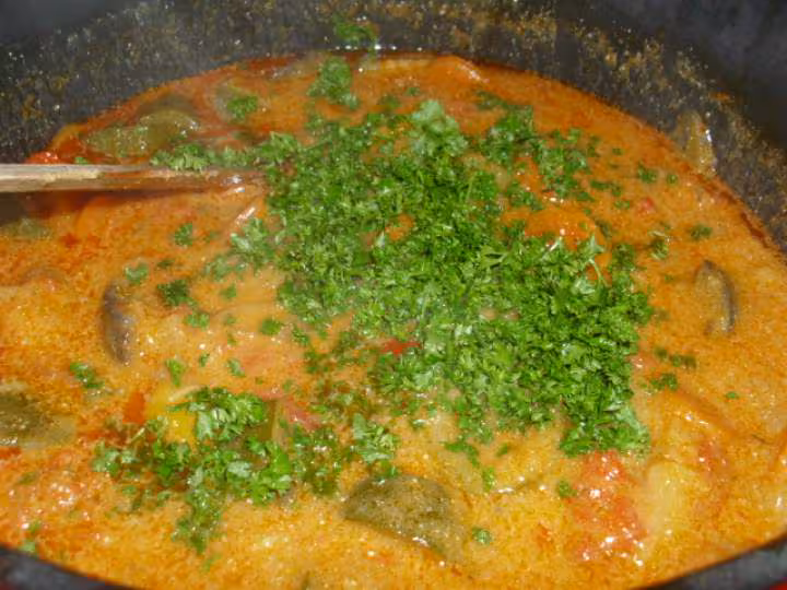 Cuisses de poulet aux legumes