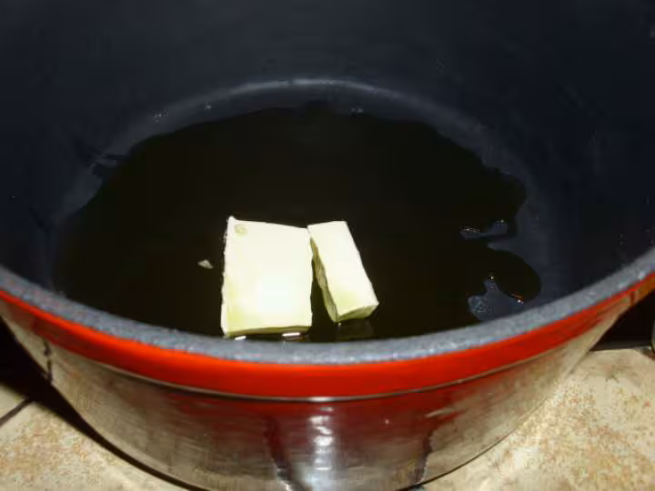 Emince de foie de porc aux poivrons et champignons
