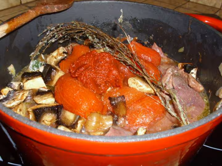 Emince de foie de porc aux poivrons et champignons