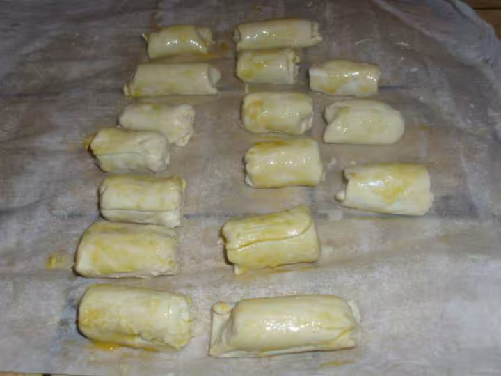 Feuillete de saucisses moutardees