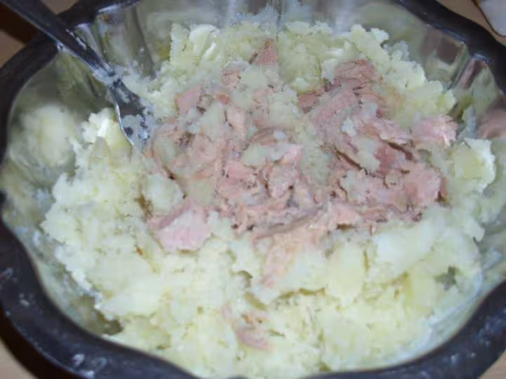 Feuilletes de thon et pommes de terre