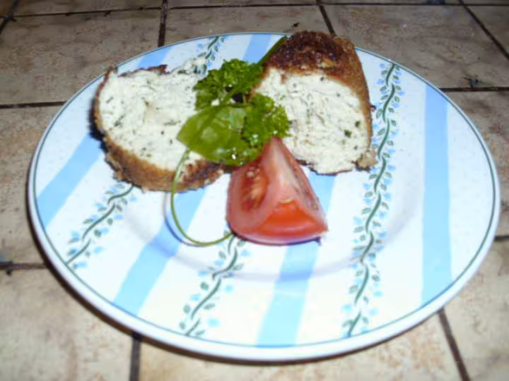 Filet de poulet hache cuit sous film etirable