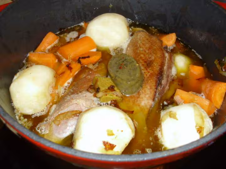 Filets de canard aux navets et aus carottes