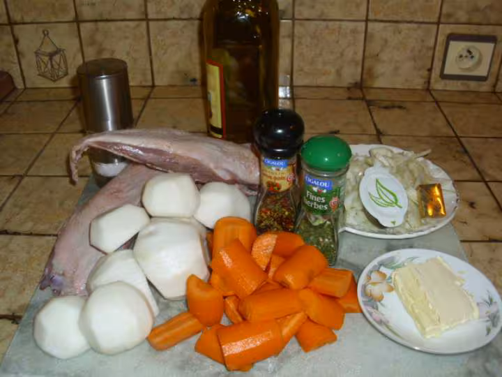 Filets de canard aux navets et aux carottes