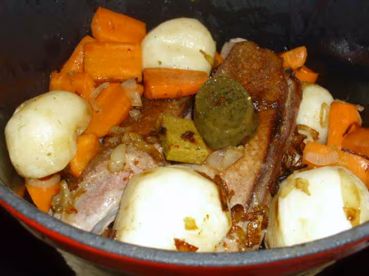 Filets de canard aux navets et aux carottes