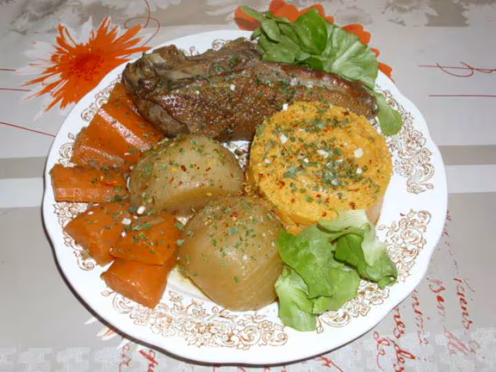 Filets de canard aux navets et aux carottes