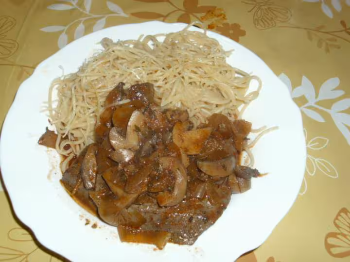 Foie de boeuf aux oignons champignons 8
