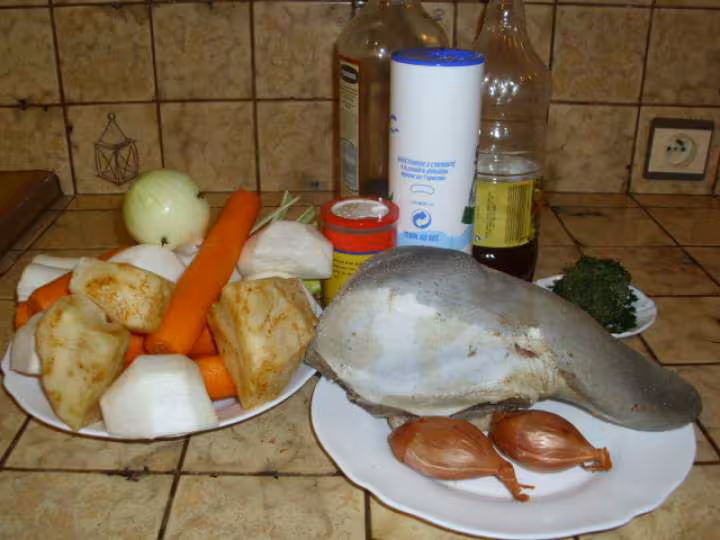 Langue de boeuf sauce persillee et legumes 1