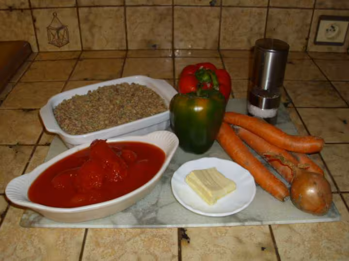 Lentilles aux manchons de canard et poitrine de porc