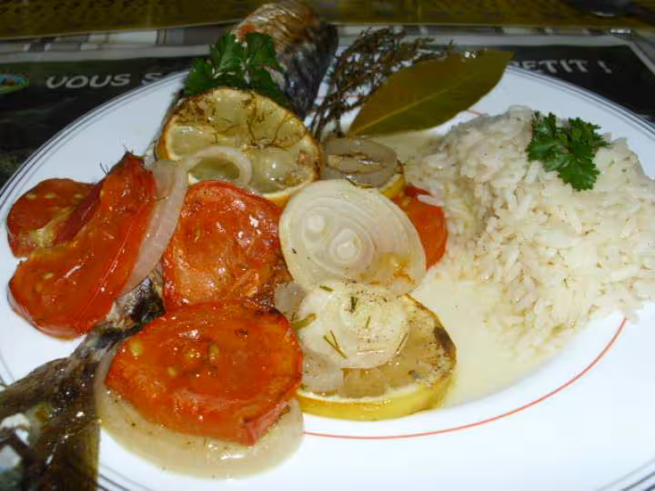 Maquereaux aux tomates oignons et citron