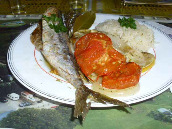 Maquereaux aux tomates oignons et citron