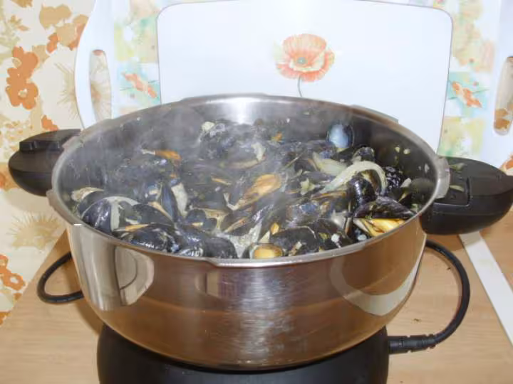 Moules au vin blanc