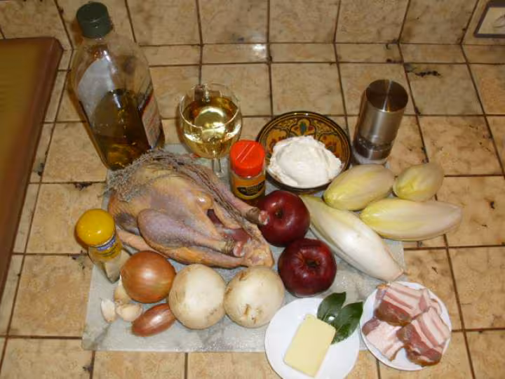 Pintade aux endives et pommes de jardin
