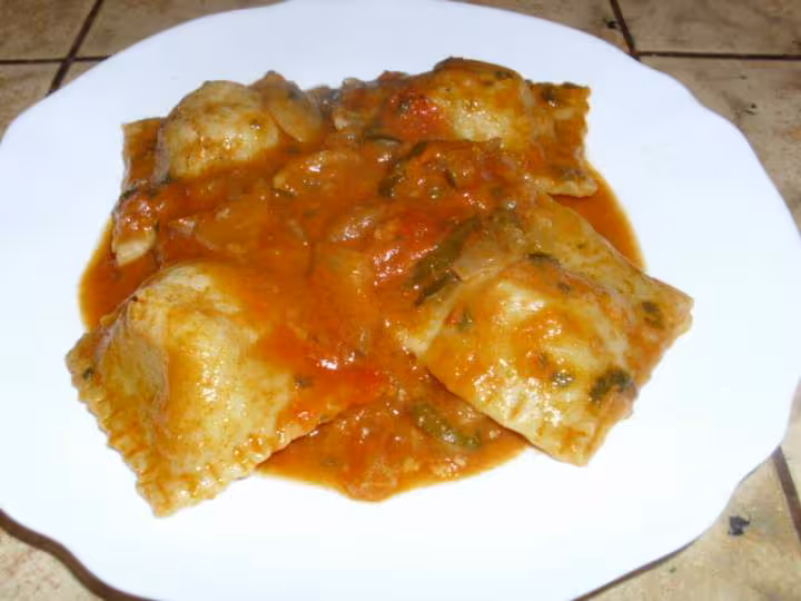Raviolis sauce tomate