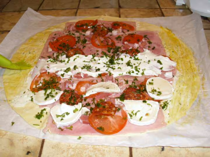Roule feuillete garni 5