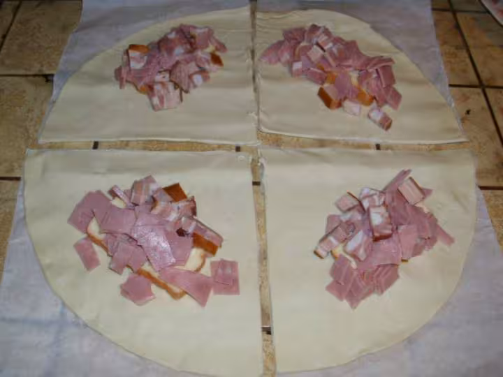 Rouleaux aux jambon lardon fumes et maroilles 3