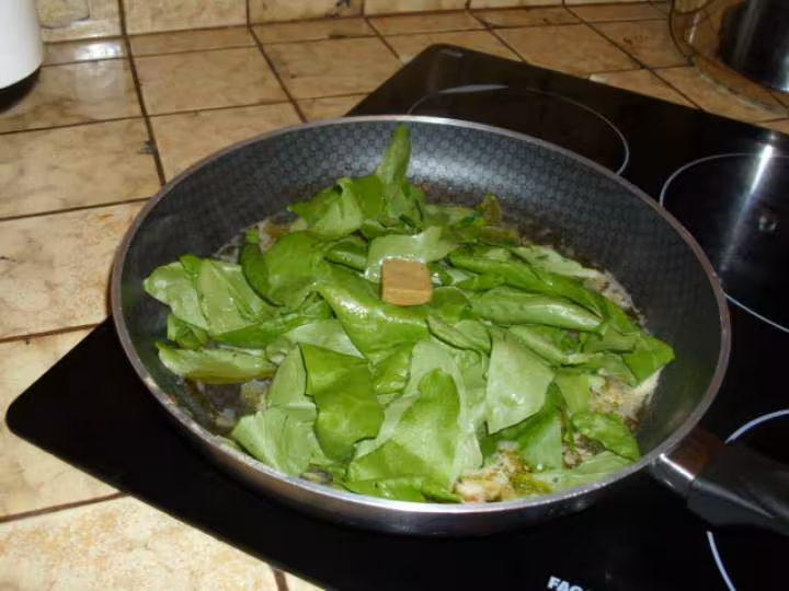 Roules de filets de sole sauce a l oseille
