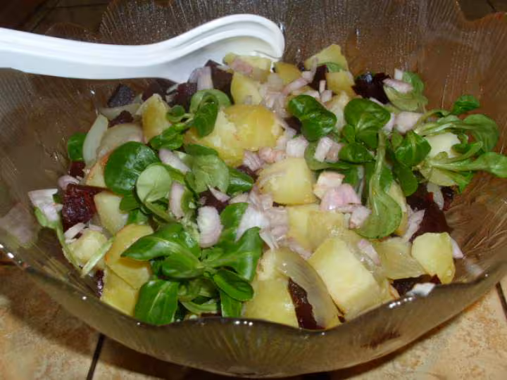 Salade de mache aux betteraves rouges etc 3