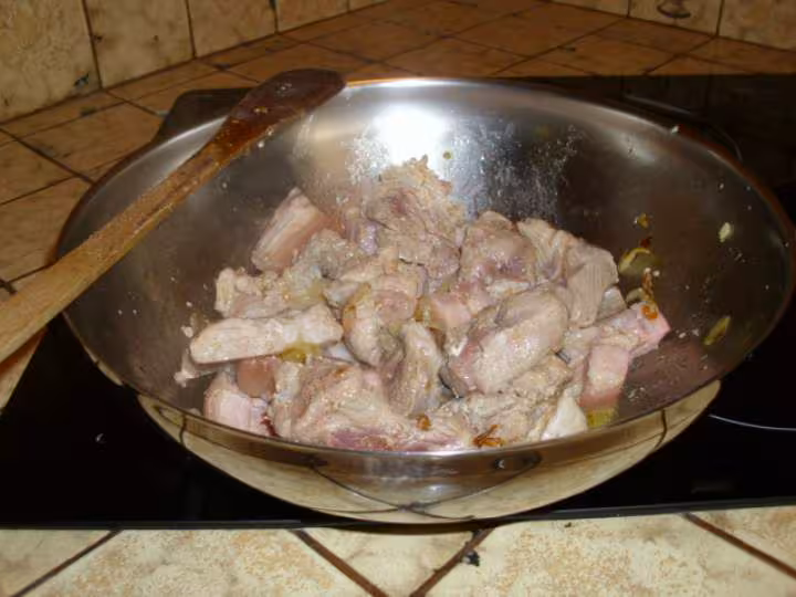 Saute de porc en sauce 3