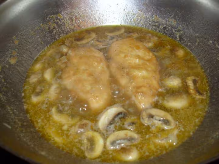 Supreme de poulet aux champignons