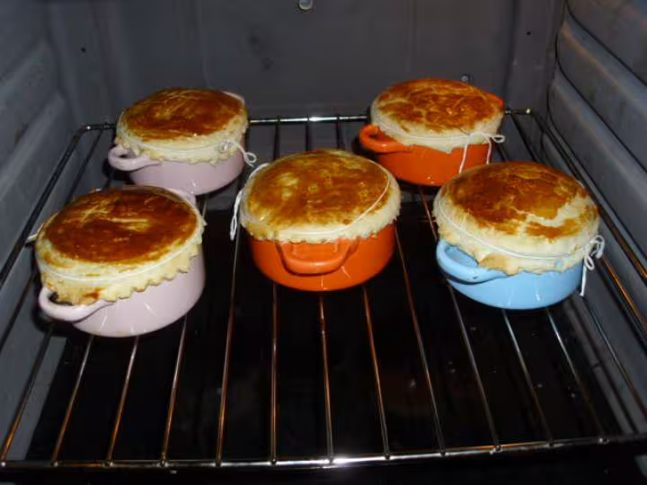 Tourte aux pommes et au boudin noir