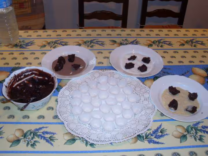 Truffes au cacao a la poudre d amandes et de noix de coco