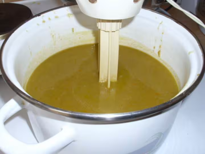 Veloute de cosses de petits pois