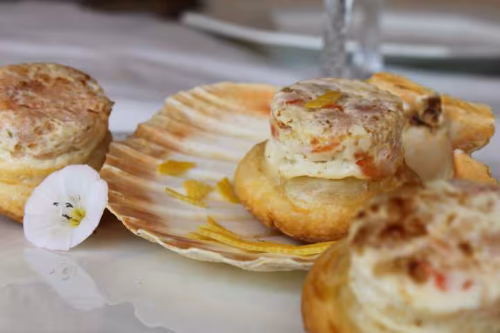 Bouchees exotiques