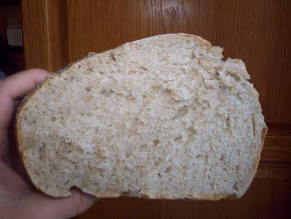 Mie du 1er pain au levain kayser pain aux cereales