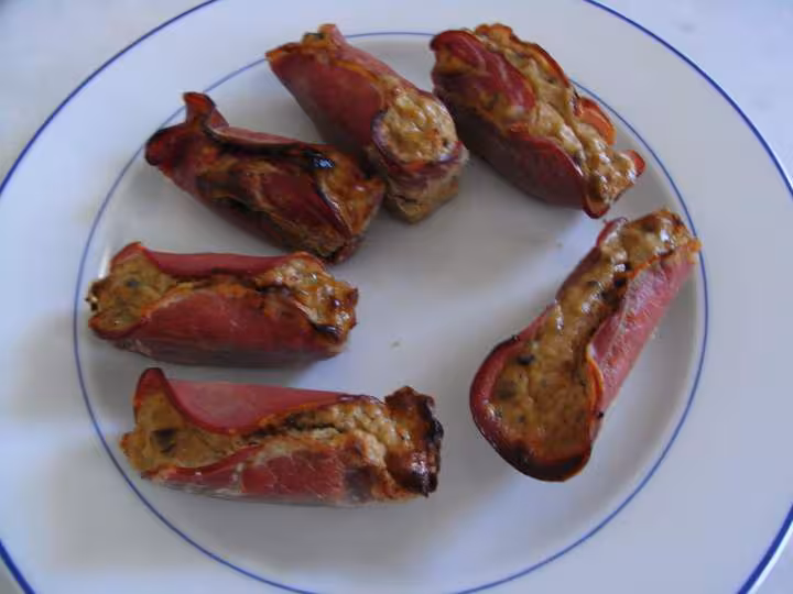 Petites terrines de poulet aux pruneaux ce qui reste