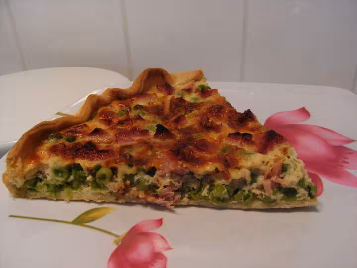 Quiche aux petits pois et au jambon
