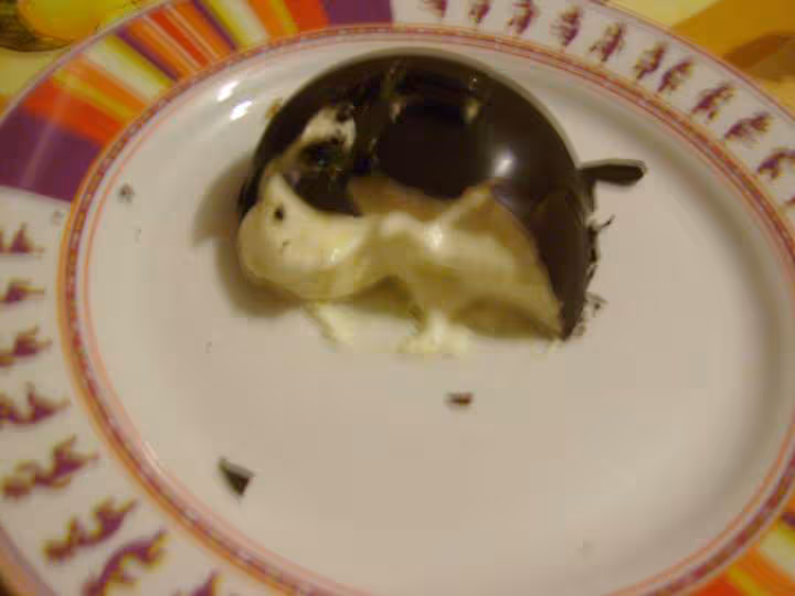 Coque chocolat et mousse chocolat blanc