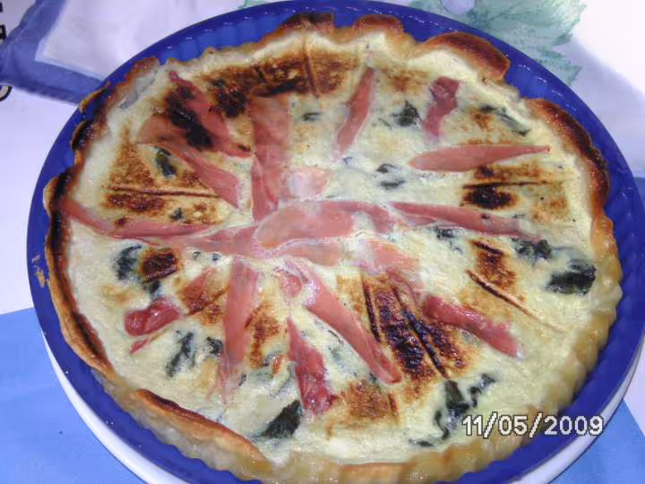 Quiche epinards jambon fume chevre frais