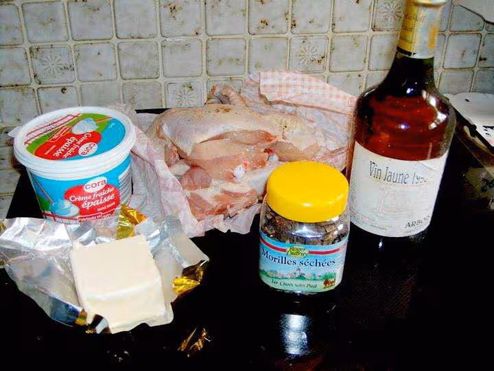 Poulet de bresse au vin jaune